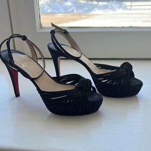 CHRISTIAN LOUBOUTIN BLACK SANDALS